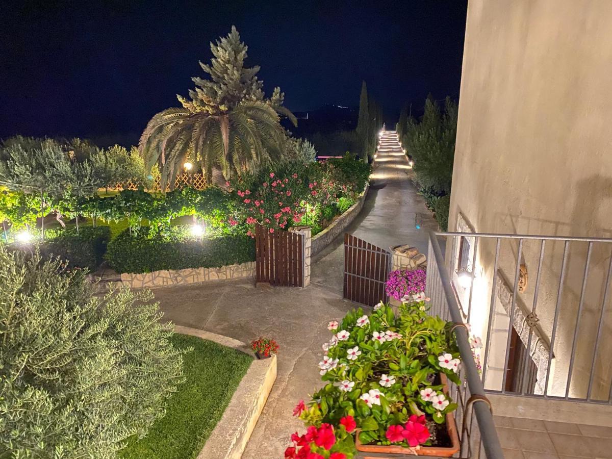 Le Zarafe Villa Ribera Bagian luar foto