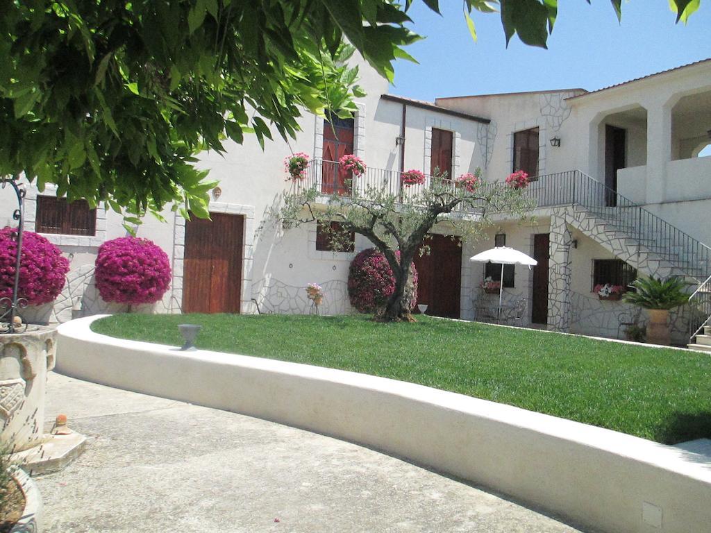 Le Zarafe Villa Ribera Bagian luar foto
